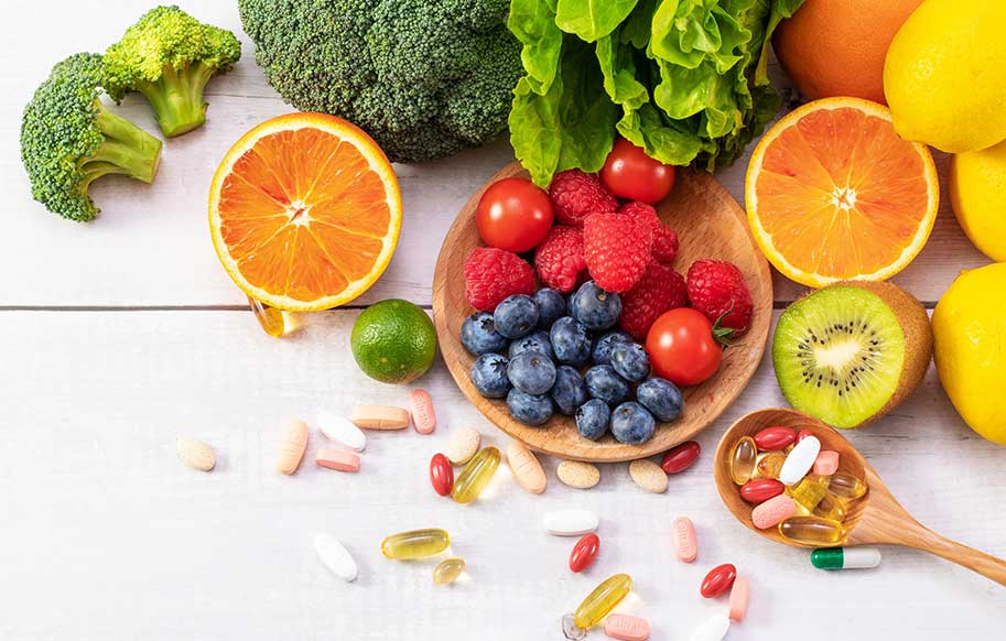 آیا مکمل ها میتوانند جایگزین غذا شوند